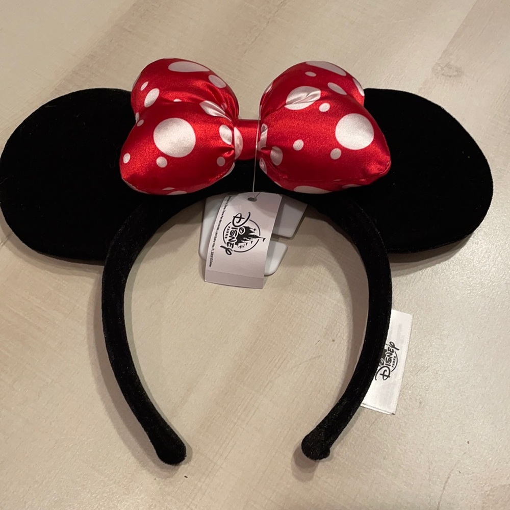 Disney Ears Minnie Mouse Headband Polka Dot Bow - Picture 2 of 4
